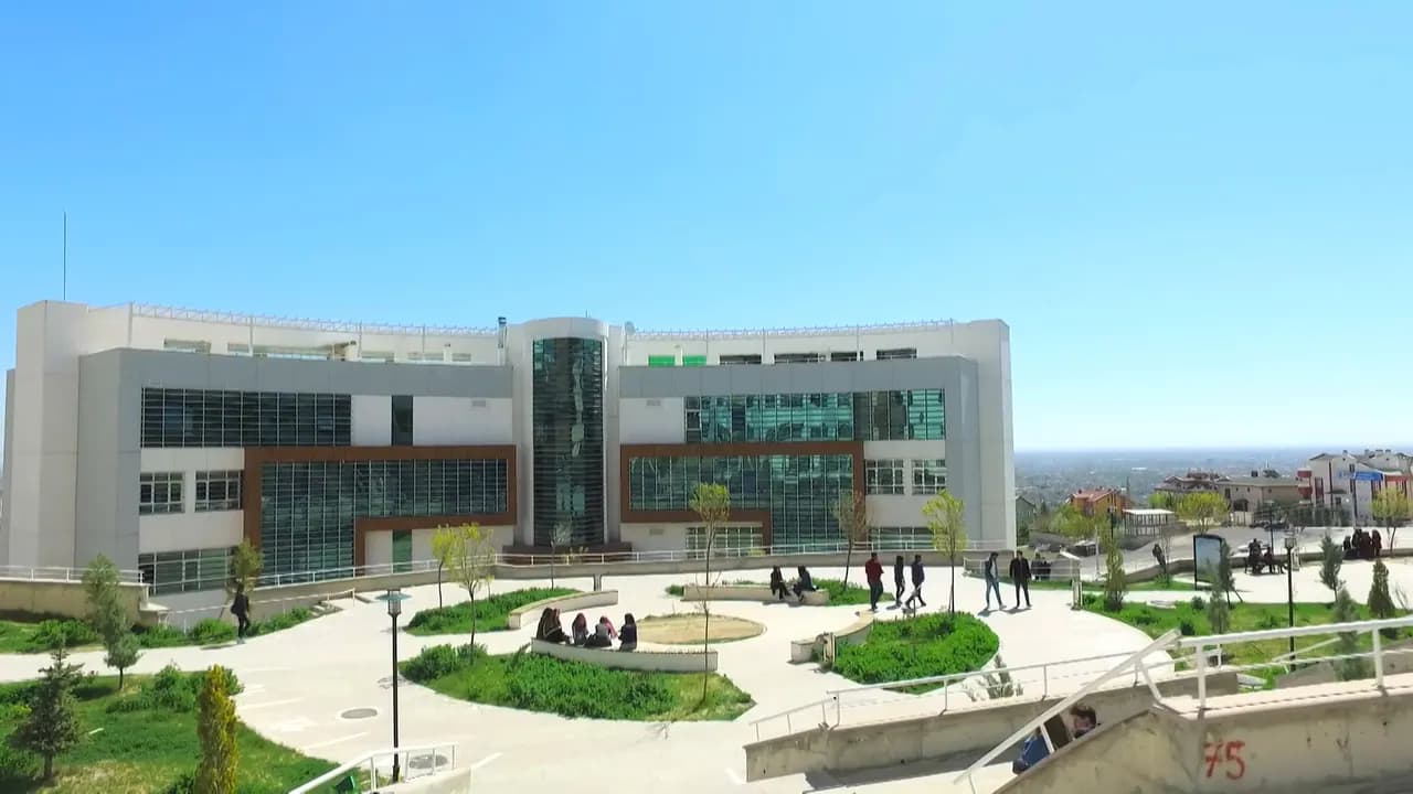 Necmettin Erbakan Üniversitesi kampüsü