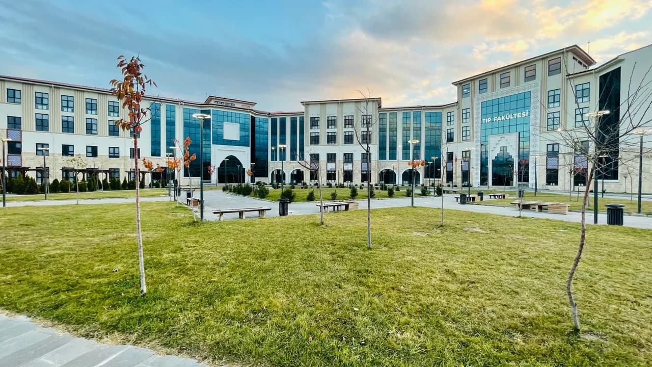 Niğde Ömer Halisdemir Üniversitesi kampüsü