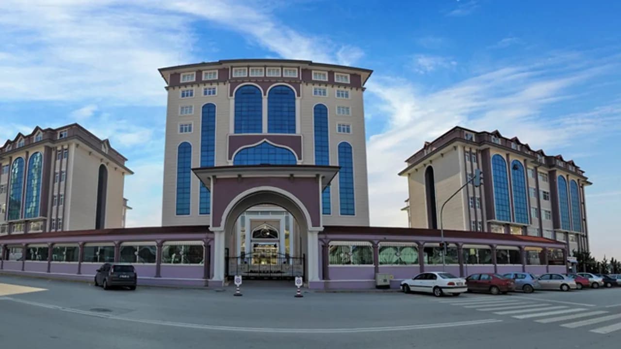 Ankara Yıldırım Beyazıt Üniversitesi kampüsü