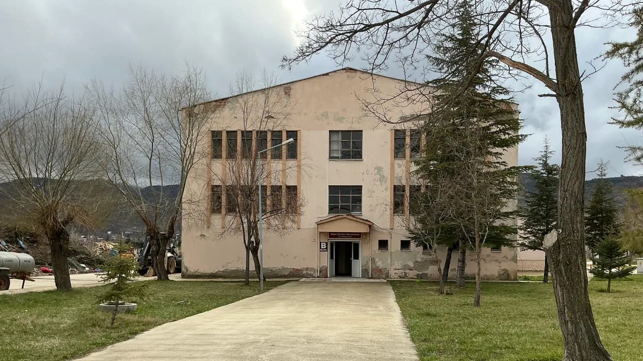 Afyonkarahisar Sağlık Bilimleri Üniversitesi kampüsü