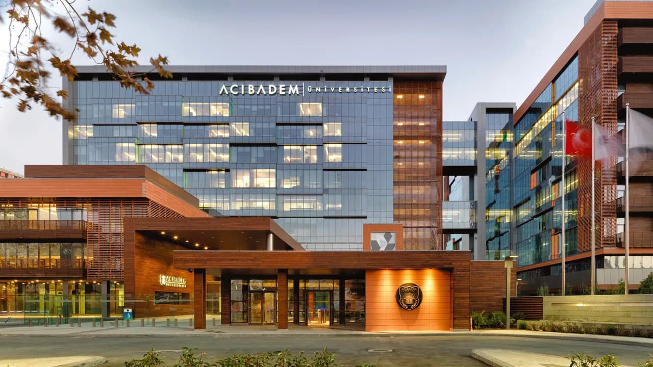 Acıbadem Mehmet Ali Aydınlar Üniversitesi kampüsü