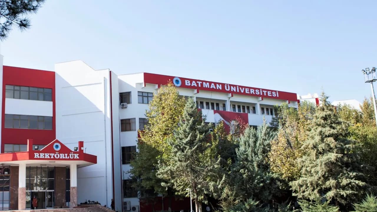 Batman Üniversitesi kampüsü