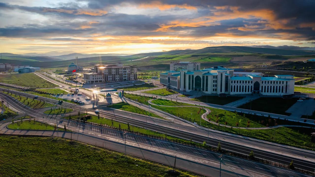 Bayburt Üniversitesi kampüsü