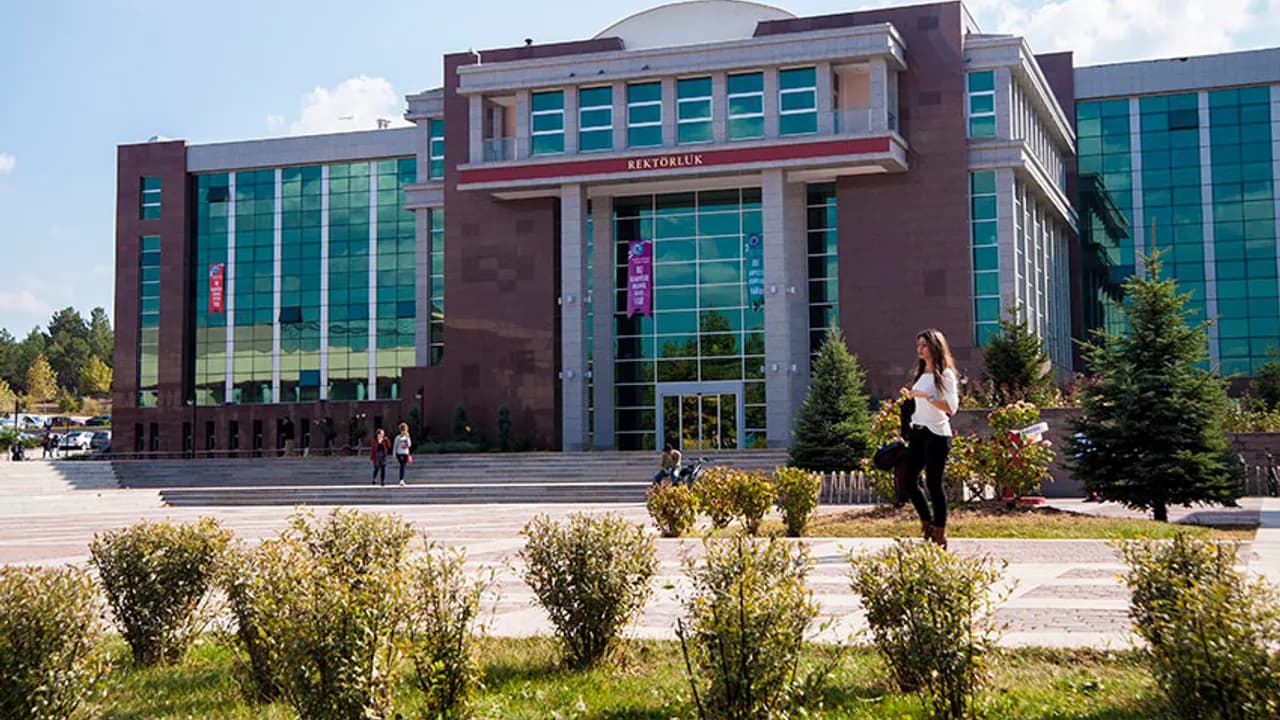 Eskişehir Osmangazi Üniversitesi kampüsü