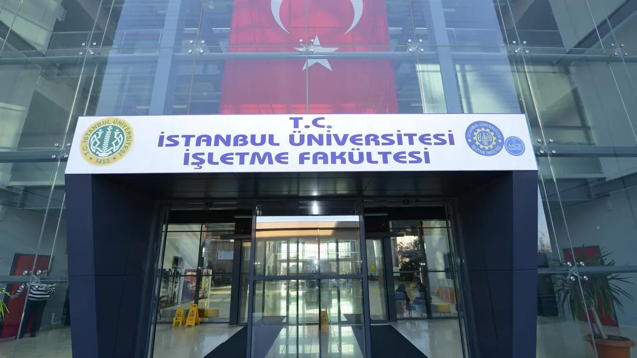 İstanbul Üniversitesi kampüsü