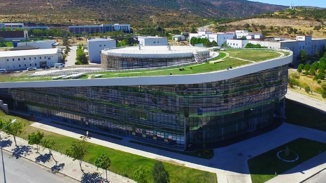 İzmir Yüksek Teknoloji Enstitüsü kampüsü