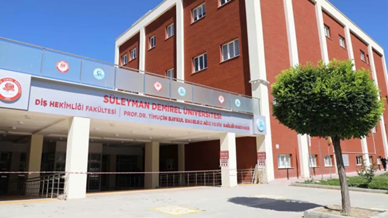 Süleyman Demirel Üniversitesi kampüsü