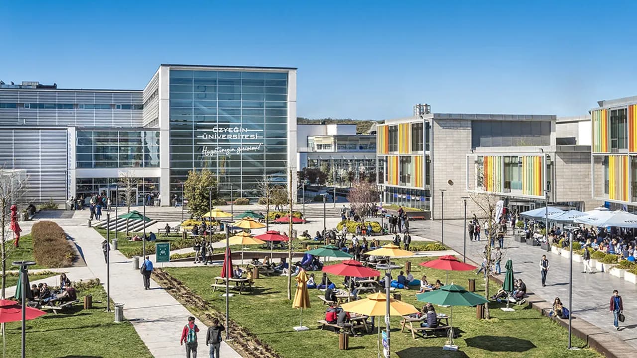 Özyeğin Üniversitesi kampüsü