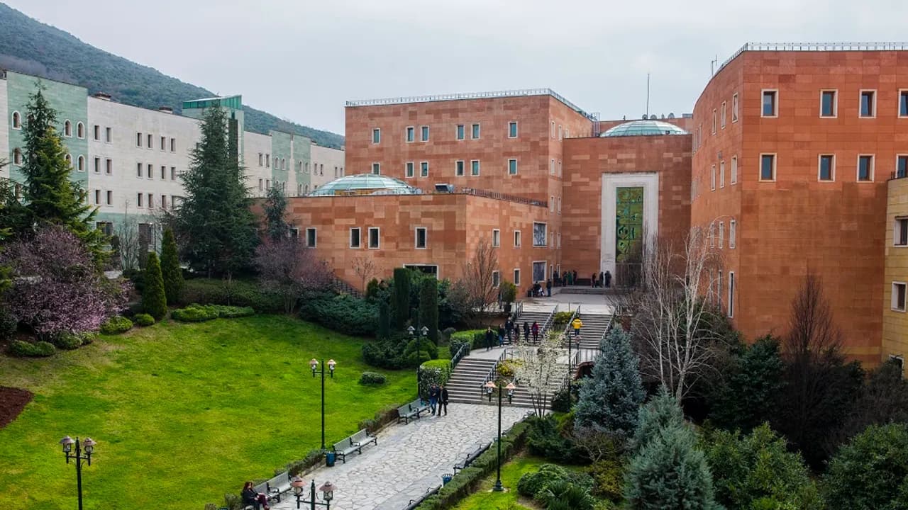 Yeditepe Üniversitesi kampüsü