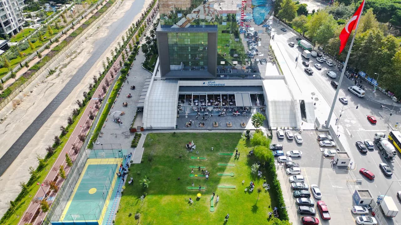 İstanbul Atlas Üniversitesi kampüsü