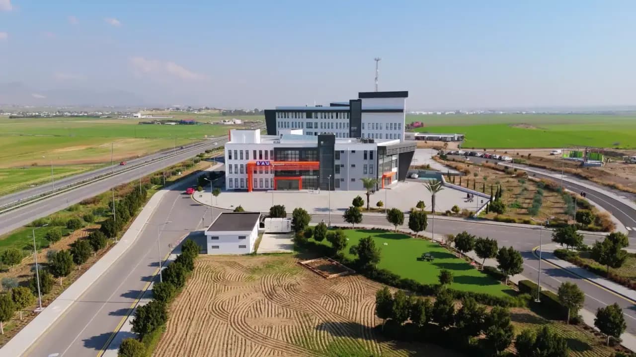 Bahçeşehir Kıbrıs Üniversitesi kampüsü