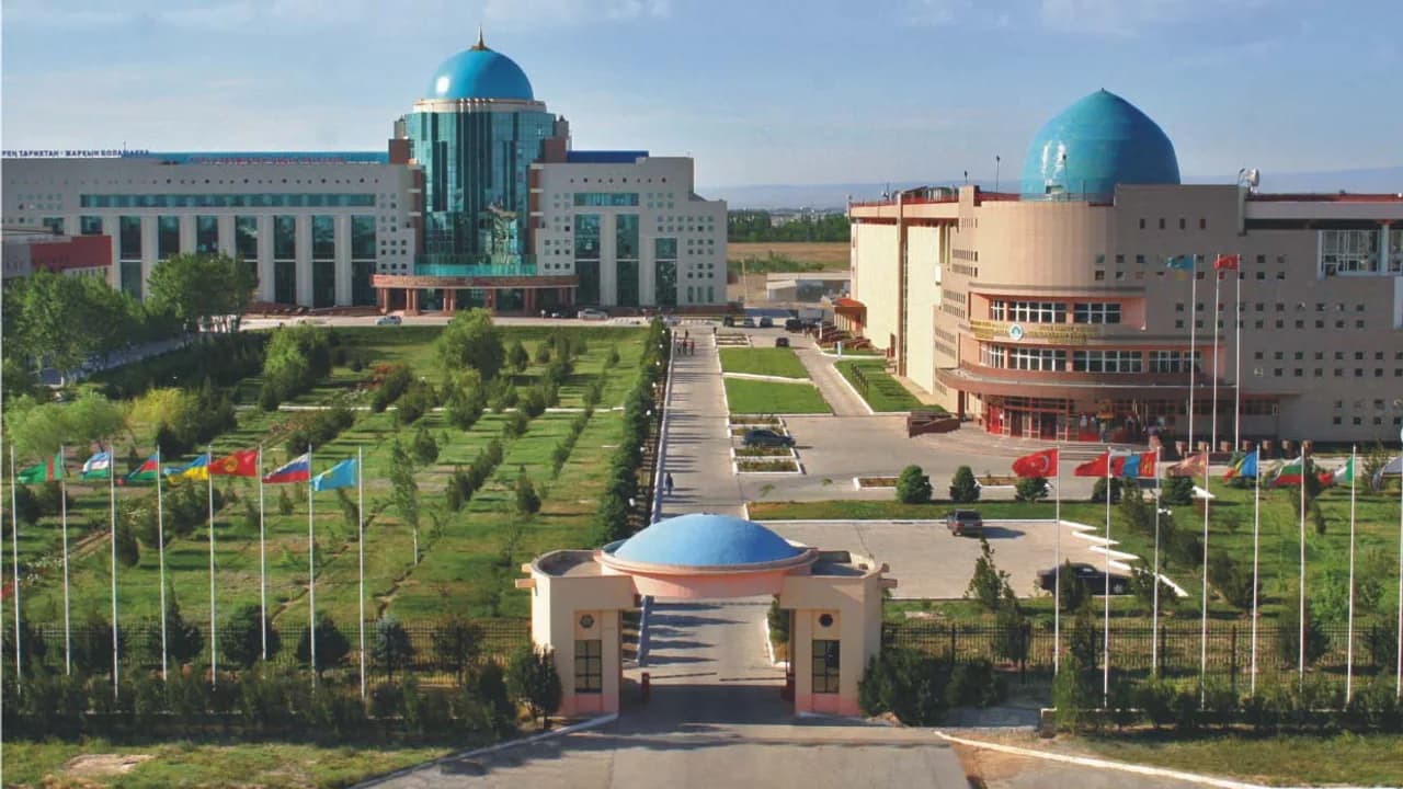 Hoca Ahmet Yesevi Uluslararası Türk-Kazak Üniversitesi kampüsü
